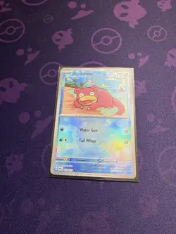 Slowpoke (Master Ball Pattern) 018/131 Sv: Prismatic Evolutions POKEMON NM - Image 1