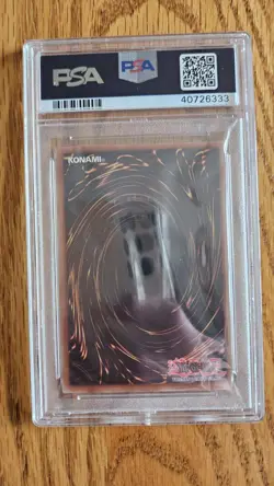Yugioh 2002 Yugi Dark Magician 1st SDY-006 PSA 8 - Image 2