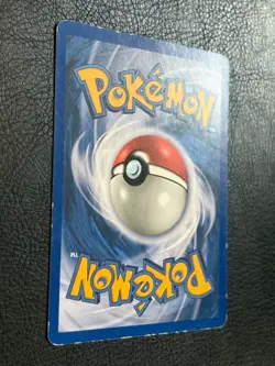 Gyarados 1999 Vintage Holographic Base set Pokemon WOTC 6/102 - Image 4