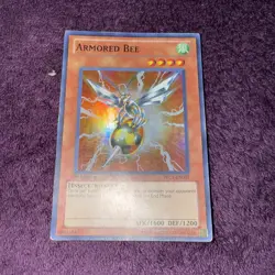 Yugioh Armored Bee Super Rare 1st Edition PRC1-EN007 MP - Image 1
