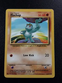 Pokemon Machop Base Set 52/102 Vintage 1999 Mint 10 - Image 1