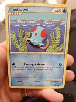 Tentacool FRENCH 80/102 Pokemon HGSS Triumphant NM Non-Holo - Image 1