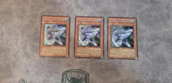 Yugioh - Elemental Hero Bubbleman EHC1-EN003 Secret Rare Limited Edition X3 LP - Image 1