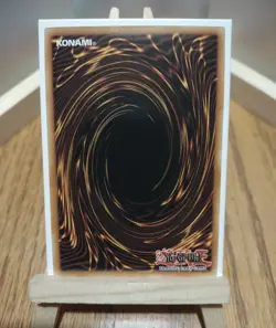 YuGiOh Card MAGO-EN001 Blue-Eyes White Dragon Premium Gold Rare 1st Edition TCG. - Image 2
