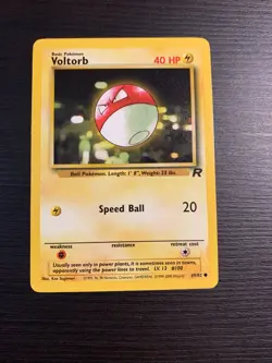 Voltorb 69/82 Common Team Rocket Unlimited Pokemon 2000 Vintage WOTC - Image 1