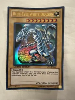 Blue-Eyes White Dragon - LC01-EN004 - Ultra Rare - Yu-Gi-Oh! TCG Card - Image 1