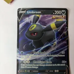 Pokemon TCG Umbreon V SWSH203 Sword & Shield Promo Ultra Rare Holo NM - Image 3