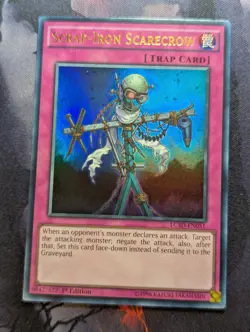 YuGiOh - Scrap-Iron Scarecrow - Ultra Rare - LC5D-EN051 - 1st Ed - VLP - Image 1