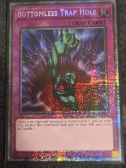 Yugioh - Bottomless Trap Hole - MP25-EN018 - Starlight Rare - NM/M - Image 1