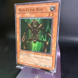 Yugioh Man-Eater Bug LOB-108 Unlimited Super Rare Holo - NM-MINT - Image 5