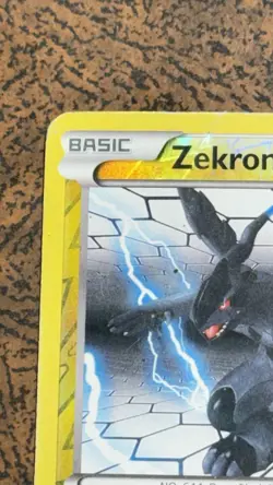 Zekrom 50/99 Next Destinies Rare Reverse Holo Pokemon Card. - Image 2
