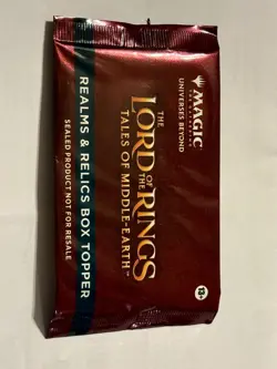 MTG Lord of the Rings: Tales of Middle-earth - Realms & Relics Box Topper Pack - Image 1