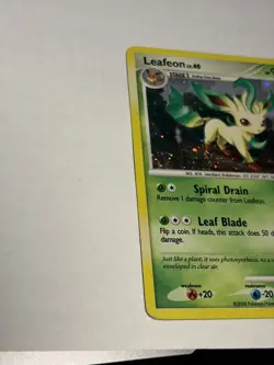 Pokemon Diamond Pearl Majestic Dawn Leafeon Holo 24/100 LP Swirl TCG - Image 4