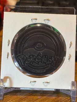 Pokemon TCG flip coin Yveltal red rainbow holofoil XY blister - Image 2