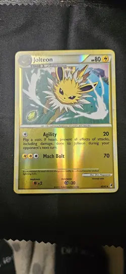 2011 POKEMON CALL OF LEGENDS #45 JOLTEON-REVERSE FOIL - Image 1