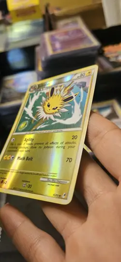 2011 POKEMON CALL OF LEGENDS #45 JOLTEON-REVERSE FOIL - Image 4