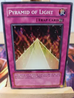 Lichtpyramide Pyramid Of Light MOV-EN004 - Limitierte Auflage Promo EN EX YUGIOH - Image 1