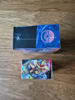 Pokemon Bundle ME04 Chaos Ascendant x1 Display x1 ETB x2 Tripack x4 Blister FR - Image 3