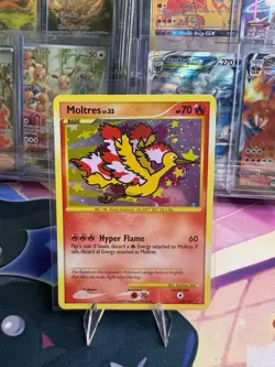 POKEMON MOLTRES HOLO 2009 SUPREME VICTORS 149/147 NM W/ SWIRL - Image 1