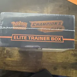 Pokemon Pokemon TCG Champion's Path Elite Trainer Box Kit Charizard - Sealed - Image 4