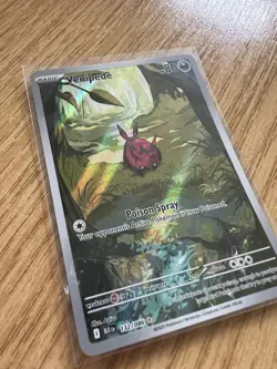 Pokemon TCG Venipede Black Bolt Illustration Rare Card 132/086 - Image 2