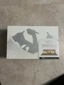 Pokemon Ultra-Premium Collection Charizard Box Sword & Shield Pokemon TCG 2022 - Image 2