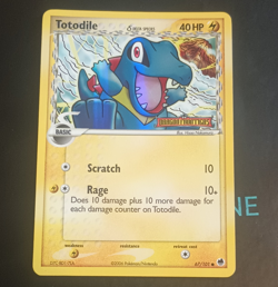 Pokemon Totodile 67/101 Dragon Frontiers Delta Species Reverse Holo English 40HP - Image 1