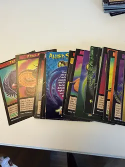 Weird N Wild Creatures Card Lot w/Storage Case 127 Trading Cards & 174 Big Cards - Image 3