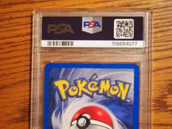 Pokemon 1st Edition Neo Discovery Houndoom rare foil card, PSA 8 - Image 5