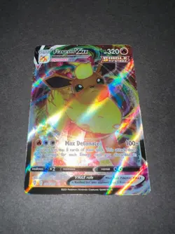 Pokemon TCG Flareon Vmax SWSH07: Evolving Skies 018/203 Ultra Rare - Image 1
