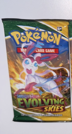 Pokemon TCG Evolving Skies 1 Pack Sylveon Art Sealed Pack - Image 2