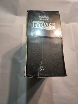 Pokemon TCG Sword & Shield Evolving Skies Elite Trainer Box Factory Sealed - Image 3