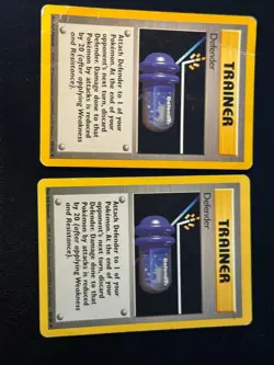 2 x Defender 80/102 Pokemon Base Set Unlimited - Image 1