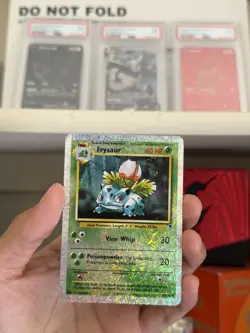Pokemon Legendary Collection Ivysaur 47/110 Reverse Holo - Image 3
