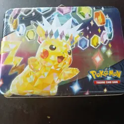 Pokemon Crown Zenith Bulk Lot Of 700+ Cards C/UC/R - In A Pokemon Metal Lunchbox - Image 1