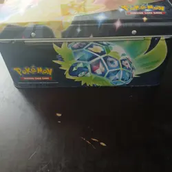 Pokemon Crown Zenith Bulk Lot Of 700+ Cards C/UC/R - In A Pokemon Metal Lunchbox - Image 3