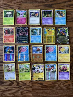 Lot of Pokemon cards 80 With Box - Image 1