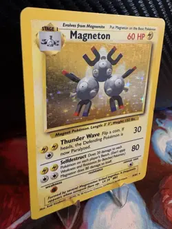1999 Pokemon Base Set Magneton 9/102 Holo Rare WOTC Vintage MP - Image 4