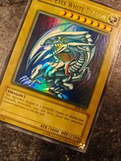 Blue-Eyes White Dragon SDK-001 YuGiOh Starter Deck: Kaiba Good Condition - Image 5