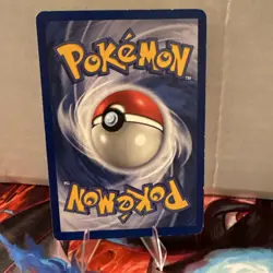 Wizards of the Coast Beedrill Base Set Rare Regular Unlimited 17/102 EN 1999 - Image 2