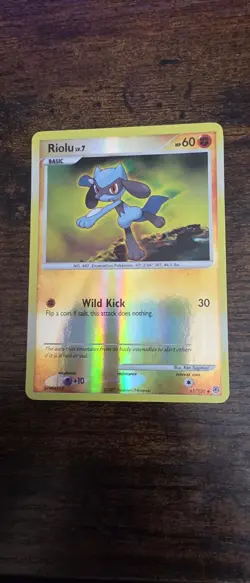 Riolu 61/130 Uncommon Diamond & Pearl Pokemon Reverse Holo Lightly Played - Image 1