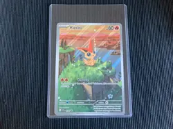 POKEMON GAME VICTINI #SVP-208 *FULL ART PROMO JUMBO CARD* IN JUMBO TOP LOADER - Image 1