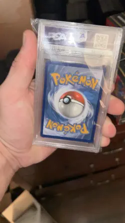 Pokemon TCG 2020 Vivid Voltage Charizard 025/185 Non-Holo Rare PSA 10 - Image 3
