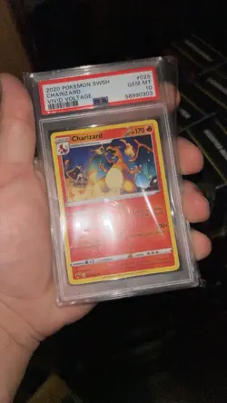 Pokemon TCG 2020 Vivid Voltage Charizard 025/185 Non-Holo Rare PSA 10 - Image 4