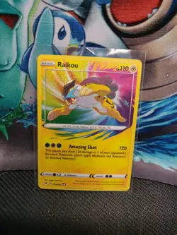 Pokemon TCG Raikou Vivid Voltage 050/185 Holo Amazing Rare - Image 1