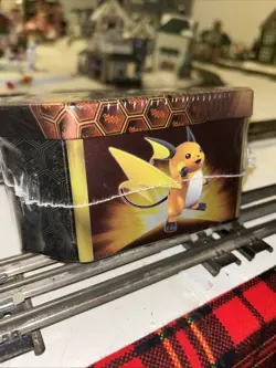 Pokemon TCG: Hidden Fates Tin (45 Cards) Raichu GX 820650804816 - Image 2