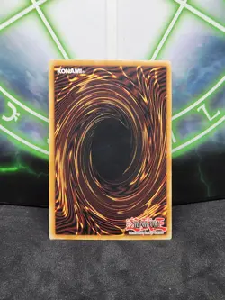 Yugioh Dark Magician Girl YGLD-ENB03 Ultra Rare LP - Image 2