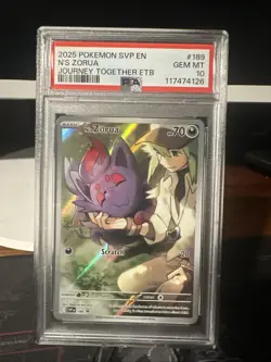 Pokemon N's Zorua Journey Together ETB Illustration Rare Promo SVP en 189 PSA 10 - Image 1