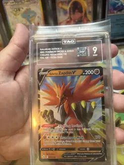 Pokemon Galarian Zapdos V 080/198 Chilling Reign Ultra Rare TAG 9 Mint - Image 4