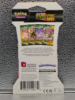 Pokemon TCG: Sword & Shield - Evolving Skies Sleeved Booster Pack - Image 2